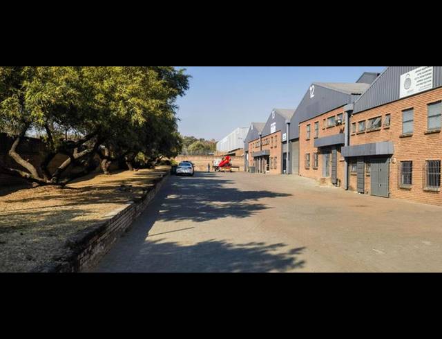INDUSTRIAL PROPERTY TO RENT IN SILVERTONDALE